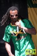 Jah Child Graham (Jam) with Grooving Smokers  20. Reggae Jam Festival, Bersenbrueck 03. August 2014 (2).JPG